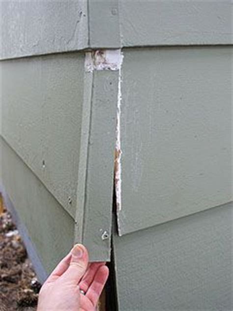 replacing metal corner caps on house with wood siding|siding corners for older houses.